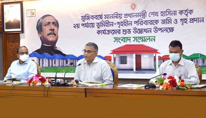 Mass vaccination expected to resume in July: PM’s Principal Secretary