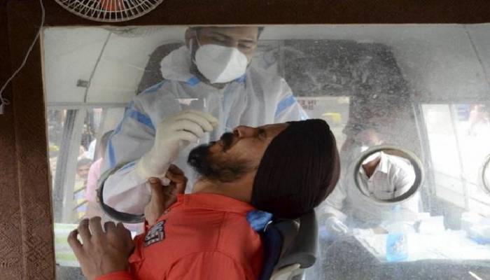 India records 70,421 COVID-19 cases, 3,921 deaths