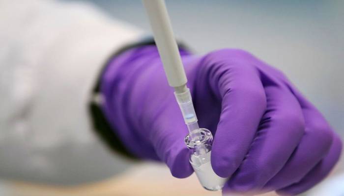 Unvaccinated Belgian woman contracted two COVID variants simultaneously