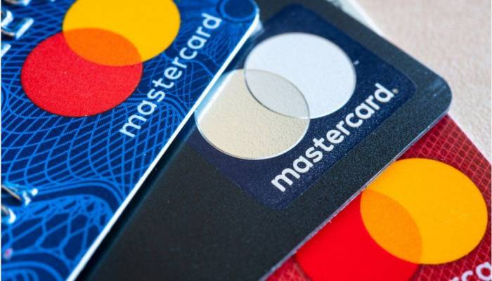 Mastercard stopped from issuing cards in India