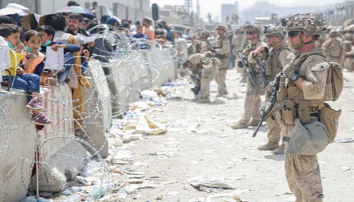 US urges Americans to keep clear of Kabul airport