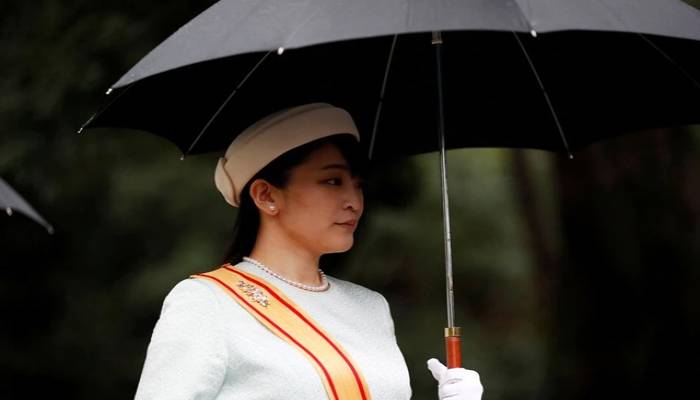 Japan's princess Mako to give up one-off payment in controversial marriage