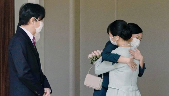 Japan's Princess Mako finally marries commoner boyfriend Kei Komuro