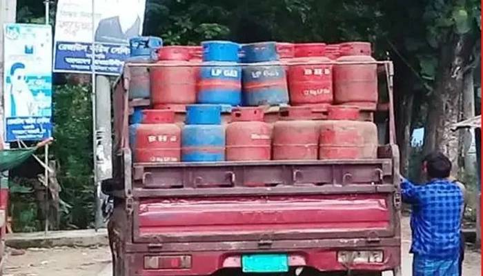 LPG 12-kg cylinder gas now Tk1,259