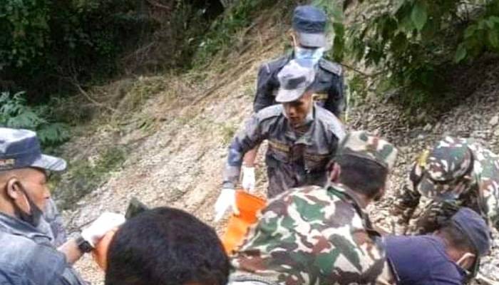 Nepal bus crash kills at least 28