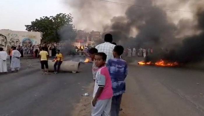 7 killed, 140 hurt in protests against Sudan military coup