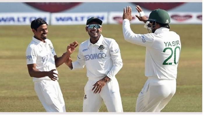Brilliant Taijul pegs back Pakistan