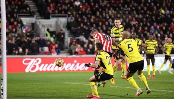 Late goals give Brentford dramatic victory