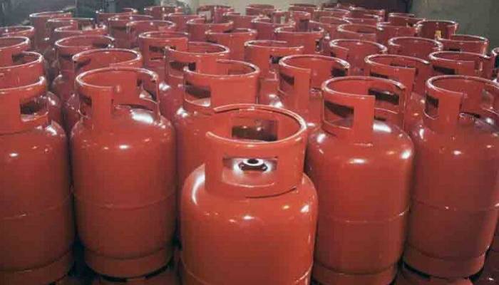 Govt. reduces Tk. 85 for 12 kg LPG cylinder