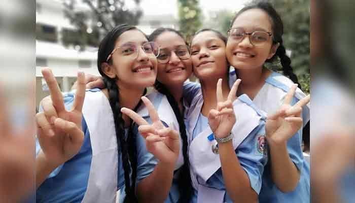 Record pass rate in SSC, equivalent exams