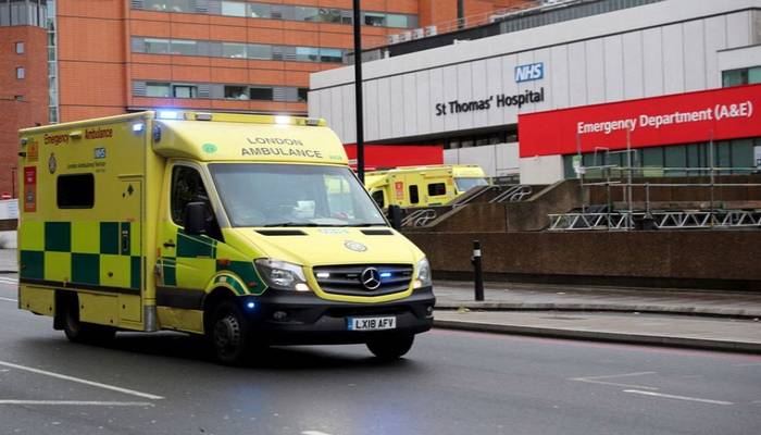 First person dies from omicron variant in United Kingdom