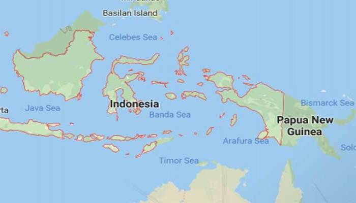 Indonesians flee homes after powerful quake prompts tsunami warning