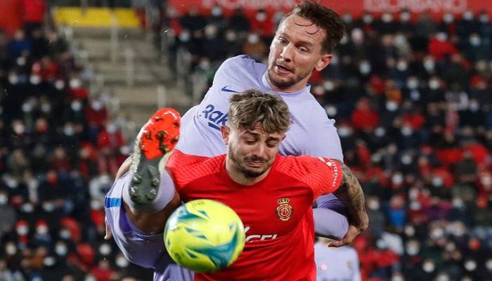 De Jong header gives Barcelona 1-0 win at Mallorca