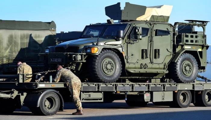 Britain considering major NATO deployment amid Ukraine crisis