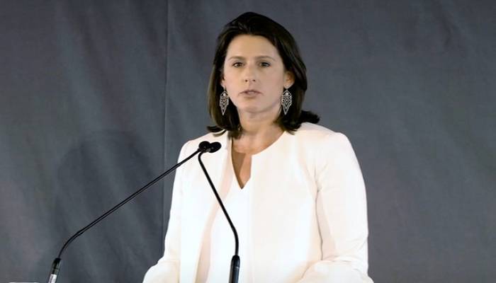 CNN executive was ousted after discussing interview topics with governor