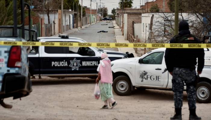 16 dead as criminal gangs clash in Mexico