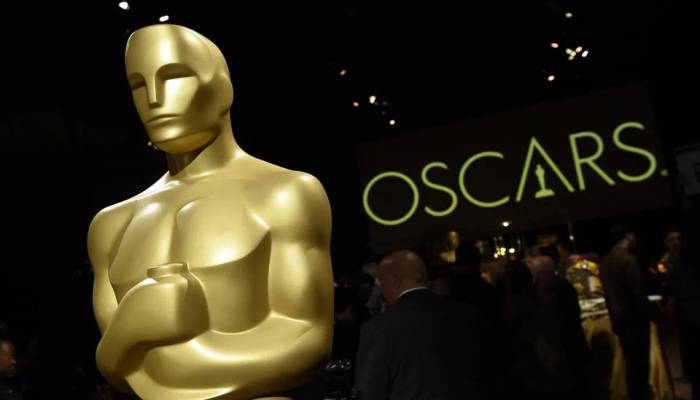 Blockbusters, arthouse films vie for Oscar nods in crowded race