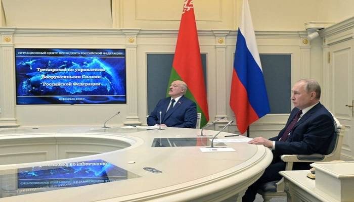 Putin launches nuclear drills