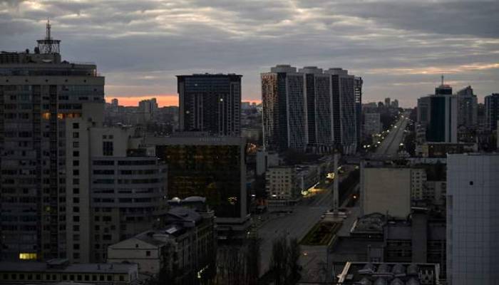 More countries issue airspace ban on Russian planes