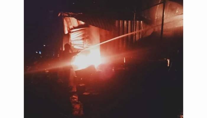 8 burnt in Narayanganj chemical factory fire