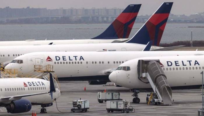 Airline giant Delta warns oil increases mean higher ticket prices