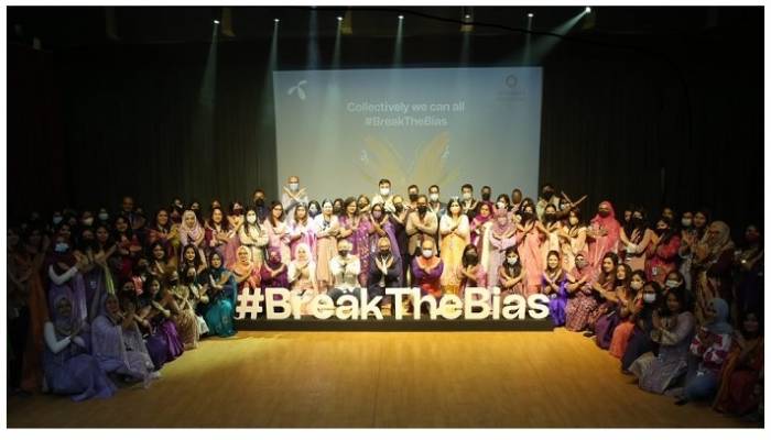 Grameenphone vows to break existing biases at workplace