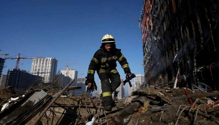 Ukraine rejects ultimatums as conflict intensifies