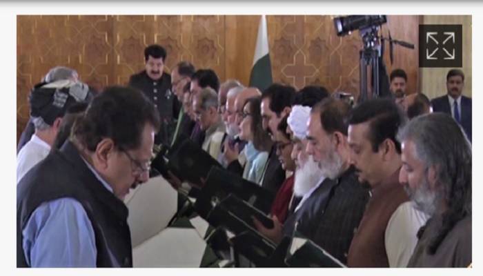 New cabinet of Pakistan PM Shehbaz Sharif sworn in