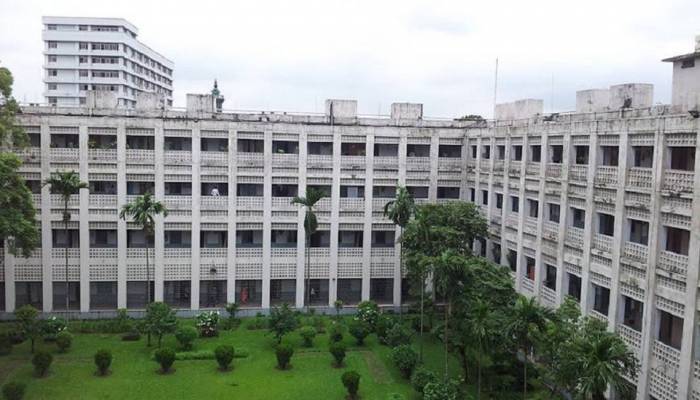 Offices resume after Eid vacation