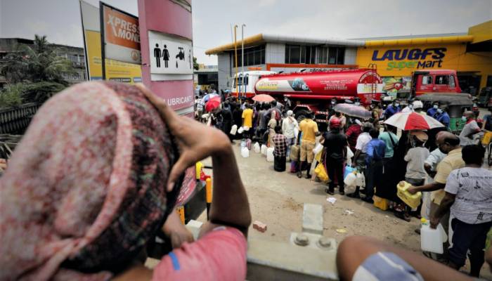 Sri Lanka gets Russian oil to ease shortage