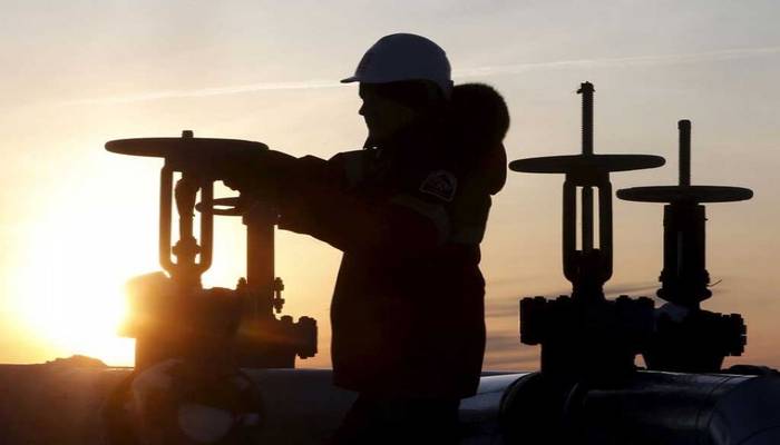 EU proposes ban on all Russian oil imports, also targeting more banks