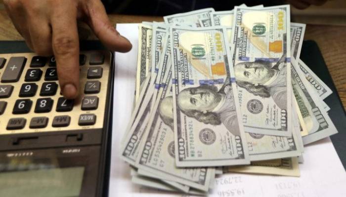 Dollar price goes down by Tk2.50 in kerb market