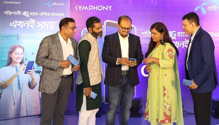 Grameenphone co-brands with Symphony to launch new 4G smartphone