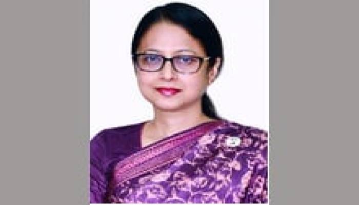Finance Division gets first female secretary