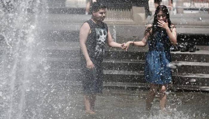 Extreme heat wave: 100m Americans asked to stay in