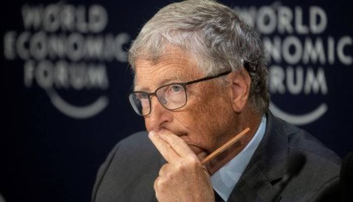 Bill Gates vows to drop off world's rich list