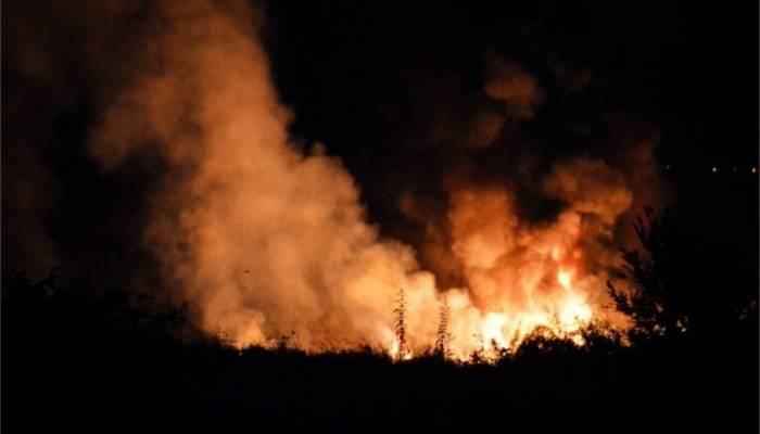 Explosions after cargo plane crashes in Greece