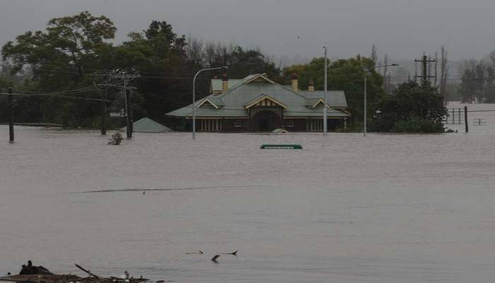 Australia floods worsen as thousands more Sydney residents evacuate