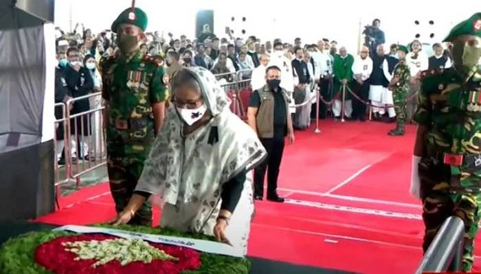 Hasina pays tribute to victims of Aug 21 grenade attack