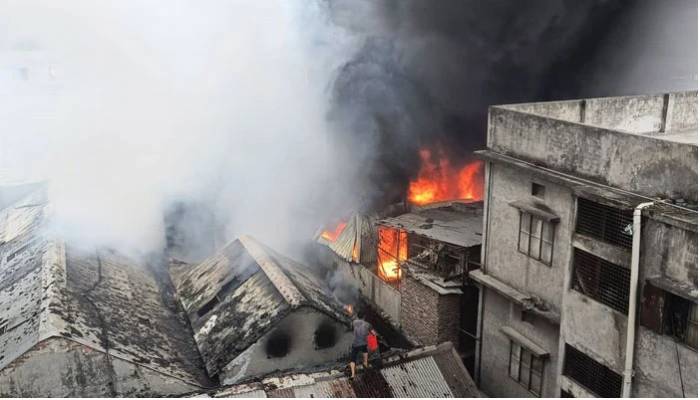 Lalbagh Polythene factory fire doused