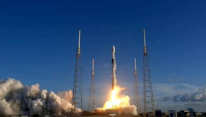 South Korea launches first lunar orbiter