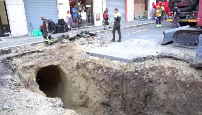 Suspected bank robber rescued from tunnel near Vatican