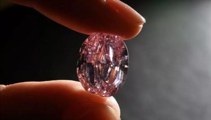 Rare pink diamond to go under hammer in Geneva