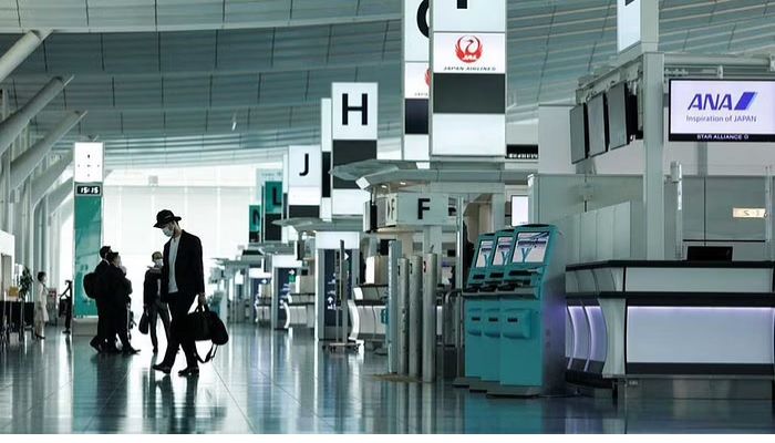 Japan govt to waive tourist visa requirements as part of border easing