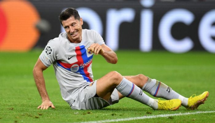 Bayern beat Barca to spoil Lewandowski's return to Munich