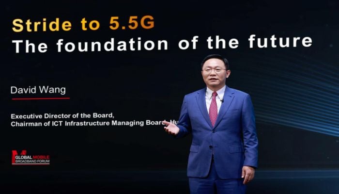 Huawei urges all to join 5.5G development