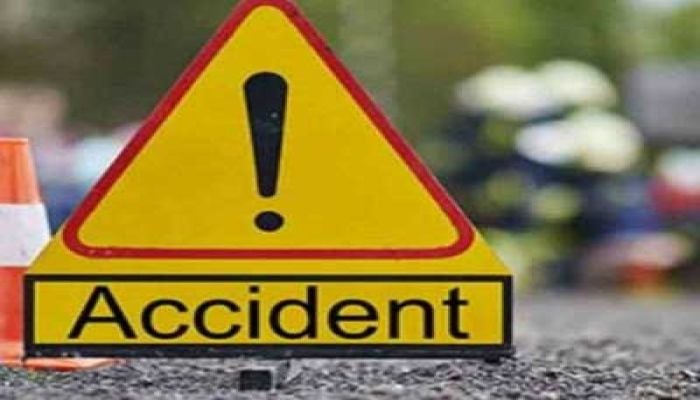 Three college students killed in Jashore road accident