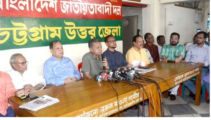 Amir Khasru asks BNP men to list 'overzealous' policemen