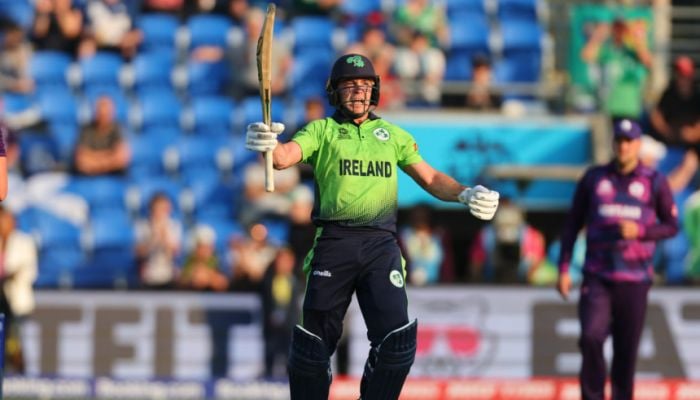 Ireland upset Scotland with stunning comeback