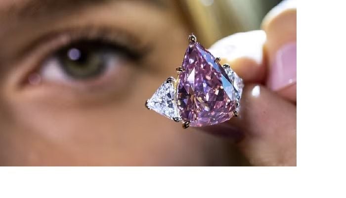 Vivid pink diamond sells for $28.8m at Christie's auction